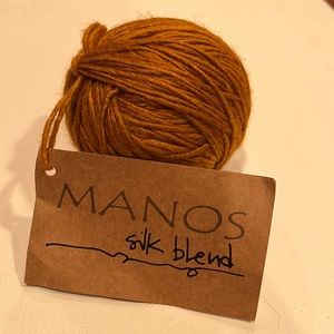 Manos Silk Blend Yarn 🧶 color 300X